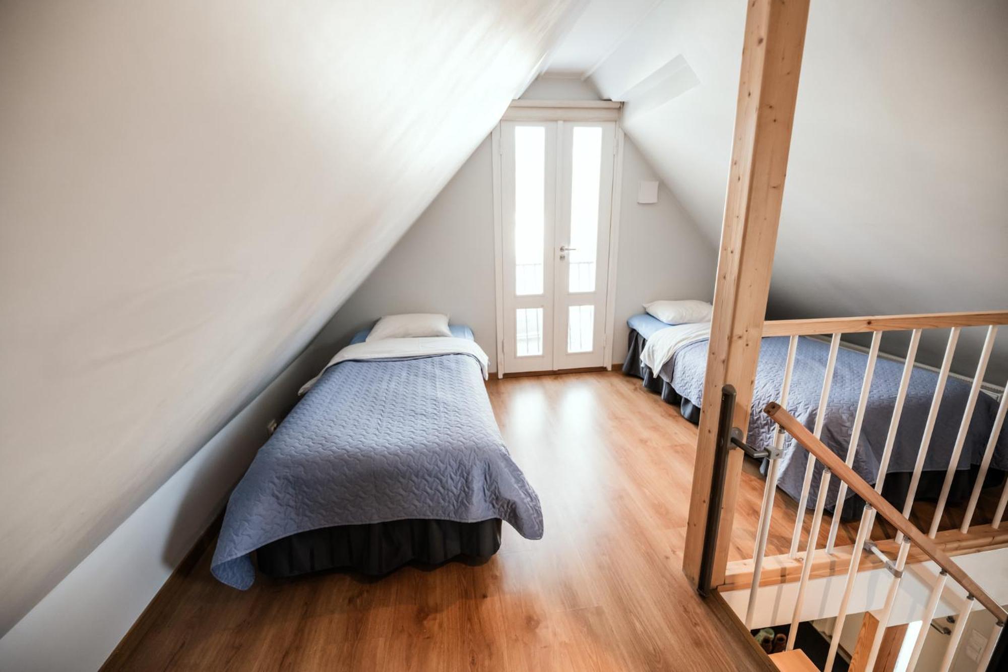 Cabin Guesthouse With Free Parking Пярну Экстерьер фото