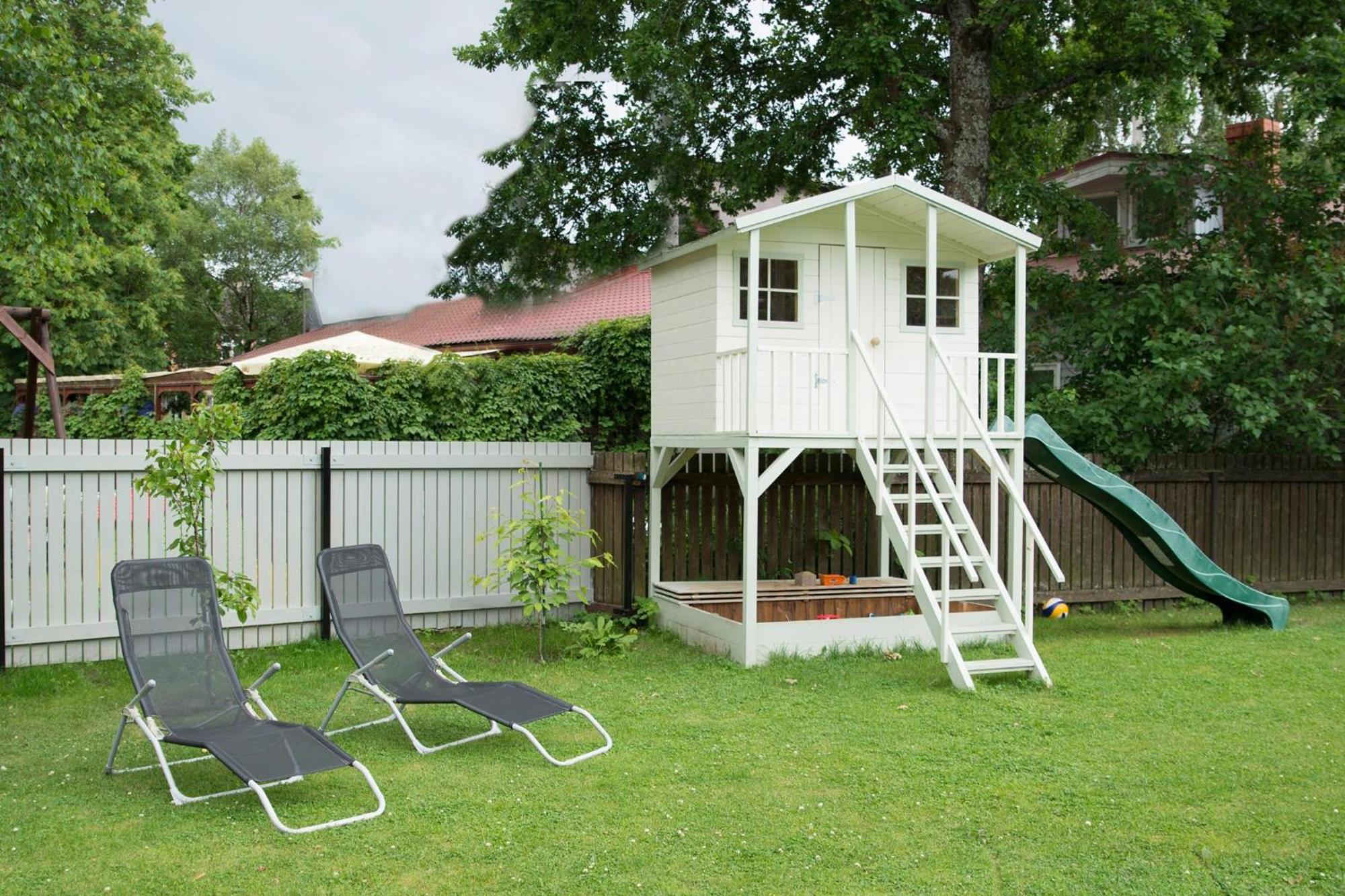 Cabin Guesthouse With Free Parking Пярну Экстерьер фото