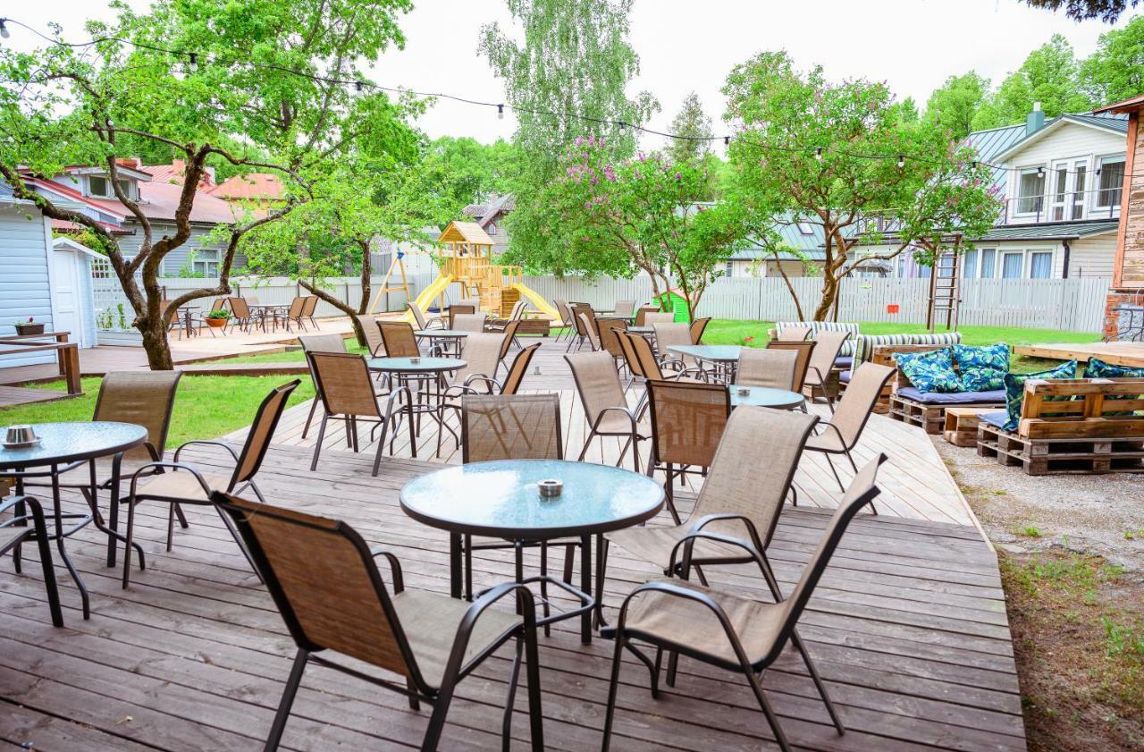Cabin Guesthouse With Free Parking Пярну Экстерьер фото